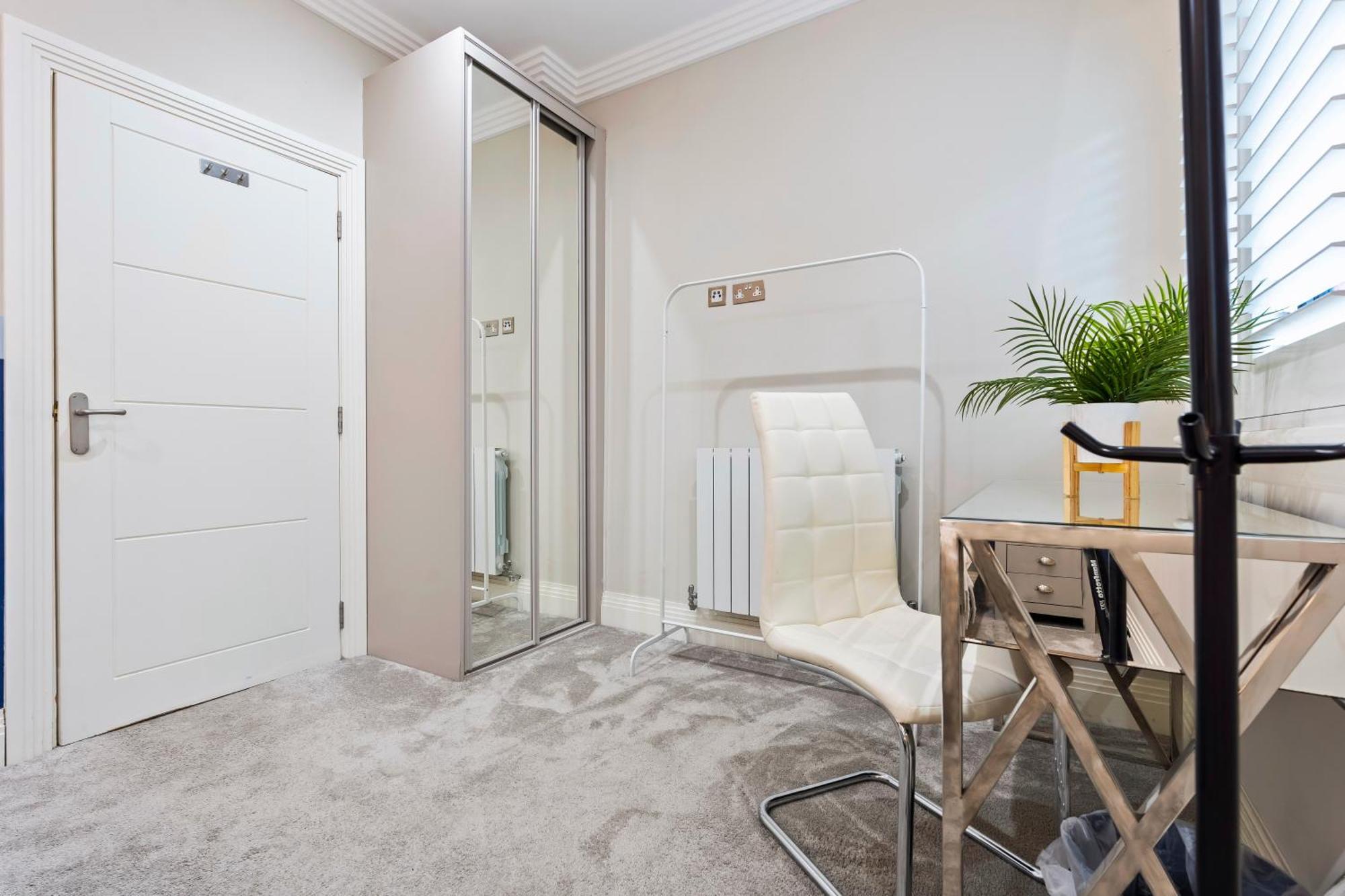 Luxurious 3 Bed Townhouse Bham Centre Βίλα Μπέρμιγχαμ Εξωτερικό φωτογραφία